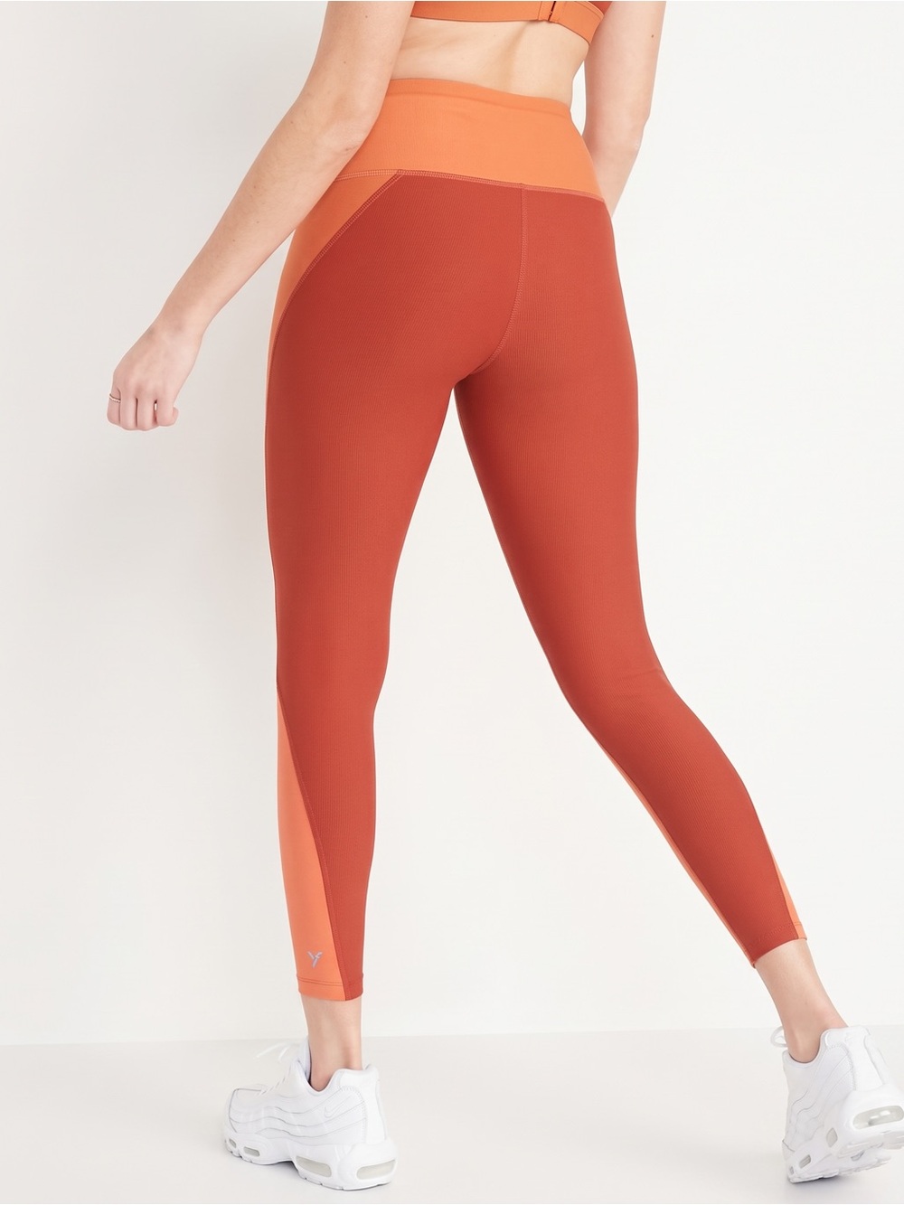 OLD NAVY ACTIVE PowerSoft Go Dry Colorblock Leggings